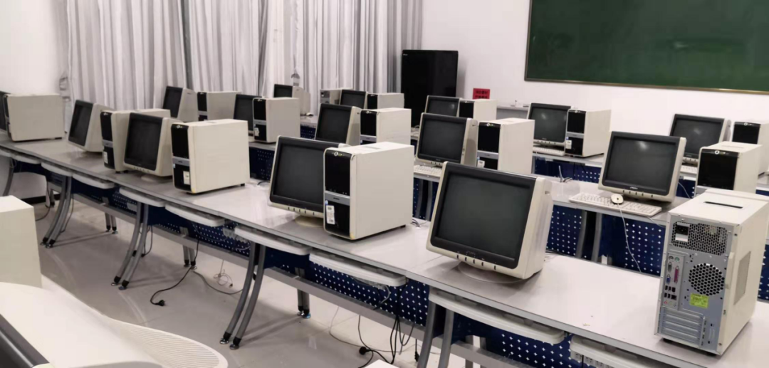 2022年银川科技职业学校信息与财经系招生(7) 2022年银川科技职业学校信息与财经系招生(7)