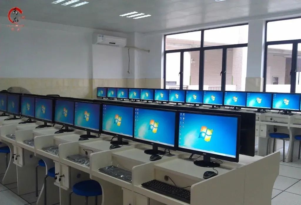 2022年银川科技职业学校信息与财经系招生(2) 2022年银川科技职业学校信息与财经系招生(2)